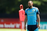« Je suis un joueur » : l’attaquant espagnol Borja Iglesias bloqué par la sécurité devant le centre d’entraînement pour le Mondial