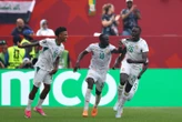 Sénégal-Irak (5-0) : les Lions de la Teranga déroulent et restent en vie pour la qualification en 16e de finale