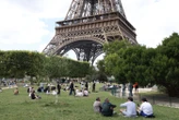 Paris : un touriste anglais se fait voler sa montre à 190 000 euros sur le Champ-de-Mars