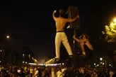 Nuit du sacre du PSG à Paris : 306 gardes à vue, au moins un mort, un ado dans le coma, des policiers blessés