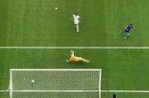 France-Angleterre : les trois buts des Bleus en vidéo, signés Kylian Mbappé et Bradley Barcola