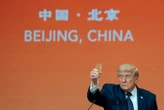 Étudiants étrangers, ventes de terres agricoles : les nombreux gestes d’ouverture de Donald Trump en direction de la Chine
