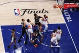 Knicks-Spurs (107-106) : tir manqué et panier à la dernière seconde... les images de la fin de match complètement folle au Madison Square Garden