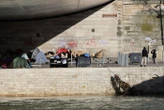 Paris : un camp de migrants évacué le long du canal Saint-Denis