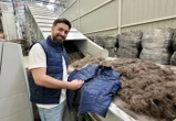 « Ce ne sont pas des déchets mais une ressource précieuse » : Capillum, la start-up clermontoise qui recycle les cheveux, se lance dans la doudoune