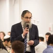 « L’impression qu’une cheminée me tombait dessus » : le rabbin Elie Lemmel témoigne après son agression à Neuilly-sur-Seine