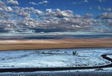 Le désert chilien d’Atacama, considéré comme le plus aride du monde, en partie recouvert de neige