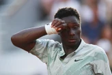 Roland-Garros : à bout de forces, Moïse Kouame craque face à Tabilo et est éliminé au 3e tour