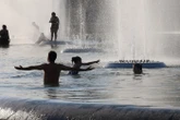 Canicule : cinq départements toujours en vigilance orange, 36 en alerte orages ce lundi