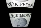 Pas « assez confiance » : le fondateur de Wikipédia s’oppose à l’utilisation de l’IA pour éditer les articles