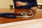 Gironde : deux médecins suspendus après un décès et des blessures liés à des circoncisions rituelles