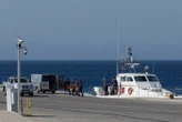 Une fillette de trois ans dont l’identité reste un mystère retrouvée morte en pleine nuit sur une plage en Grèce