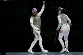 Mondiaux d’escrime : 5e médaille pour l’équipe de France avec l’argent des fleurettistes, battues par les USA