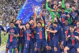 Le PSG champion d’Europe : chants, danse, photos et réception à l’hôtel… les Parisiens ont fêté leur sacre à Munich