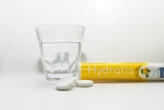 Hydratis, Hy Drop, Hydra Forté… les pastilles d’hydratation sont-elles vraiment utiles pendant la canicule ?