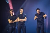 La Tournée du Trio : diffusé au cinéma, le spectacle de Ferrari, Tsamere et Lecaplain bat des records