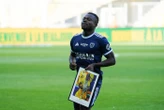 Nantes - Paris FC (amical) : la vidéo de l’hommage de la Beaujoire à Moses Simon
