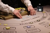 Paris : deux hommes interpellés après l’agression d’un couple ciblé à la sortie du cercle de jeux Barrière