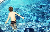 Un enfant de 5 ans secouru après s’être noyé dans une piscine privée à Goussainville