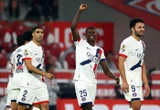 Lille-PSG : la vidéo de l’exceptionnel coup franc direct de Nuno Mendes pour ouvrir le score