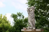 Depuis la décapitation de la statue de la Vierge à l’enfant à Poleymieux-au-Mont-d’Or, les dons affluent