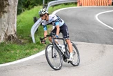 Vuelta : l’Espagnol Javier Romo abandonne après sa chute provoquée par un manifestant propalestinien