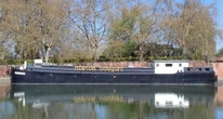 La Péniche « Maison Nougaro » est sauvée et va reprendre du service début mai à Toulouse