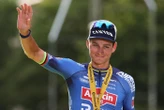 Tour de France : le classement de la 21e étape remportée par Van der Poel sur les Champs-Élysées