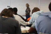 « Aucun cours de rattrapage n’a été délivré » : l’Éducation nationale condamnée à remplacer une professeure après plus de 60 heures perdues