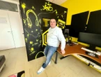 Avec son association, ce musicien normand met le pied à l’étrier à de jeunes artistes
