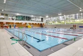 Enfant sauvé de la noyade à Noisy-le-Grand : le maire suspend les sorties à la piscine sur le temps périscolaire