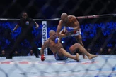 « Je veux une revanche » : frustré par sa défaite face à Ciryl Gane, Alex Pereira réclame un nouveau combat à l’UFC