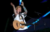 « Ce n’est jamais un public difficile » : Ed Sheeran offre un concert privé au camp de base de l’équipe d’Angleterre