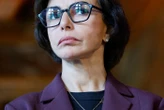 « Vous harcelez vos collaborateurs ? » : Rachida Dati s’en prend Patrick Cohen et Anne-Élisabeth Lemoine dans « C à vous »