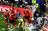 Passe à dix, deux buts dans les arrêts de jeu et l’Iran victime à distance : le scénario complètement fou d’Algérie-Autriche