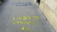 Paris : des tags hostiles à Rima Hassan retrouvés devant le campus de Sciences-po
