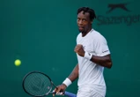Wimbledon : arrêté par la nuit à deux manches partout, Monfils finira son marathon contre Fucsovics vendredi