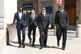 Mariages de Beraldo et Ruiz, Hakimi au concert de Bad Bunny… Comment les Parisiens occupent leurs vacances