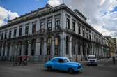 « C’est ce qui convient le mieux à la révolution » : à Cuba, le Parti communiste s’ouvre à plus d’économie de marché