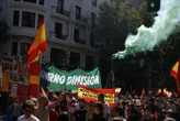 « Démission et élections maintenant » : pourquoi des milliers de manifestants à Madrid exigent le départ du Premier ministre