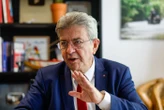 Mélenchon appelle la gauche à voter la motion de censure de LFI après les annonces de Lecornu