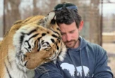« L’imprévisibilité du monde animal » : Ryan Easley, dresseur et ancien associé de Joe Exotic, tué par un tigre