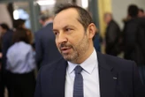 Budget 2026 : Sébastien Chenu menace de censurer si François Bayrou « veut faire les poches des Français »