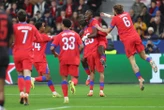 Bayer Leverkusen-PSG : la vidéo de la belle tête de Willian Pacho, buteur pour la première fois en club