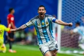 « Gooool » : en Argentine, les exploits de Messi ont une voix, un commentateur fait exploser les décibels face à l’Égypte