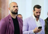 L’influenceur masculiniste Andrew Tate et son frère Tristan interpellés aux États-Unis