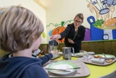 «Nous avons fait le choix du moindre mal» : contre les pesticides, Périgny filtre l’eau de ses cantines scolaires