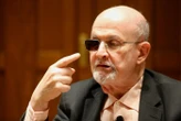 Salman Rushdie : l’auteur de la tentative de meurtre au couteau contre l’écrivain condamné à 25 ans de prison