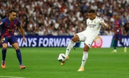 But refusé à Mbappé pour un demi-crampon : comment la loi Wenger sur le hors-jeu pourrait révolutionner le foot