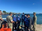 Ils ont survécu avec de l’eau de pluie : un groupe de pêcheurs secouru après 55 jours à la dérive en mer